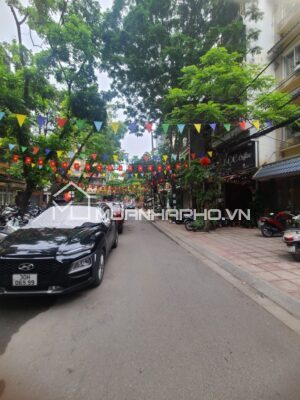 6 TẦNG THANG MÁY – CẠNH HỒ PHƯƠNG MAI – NGÕ THÔNG – NỘI THẤT ĐẸP