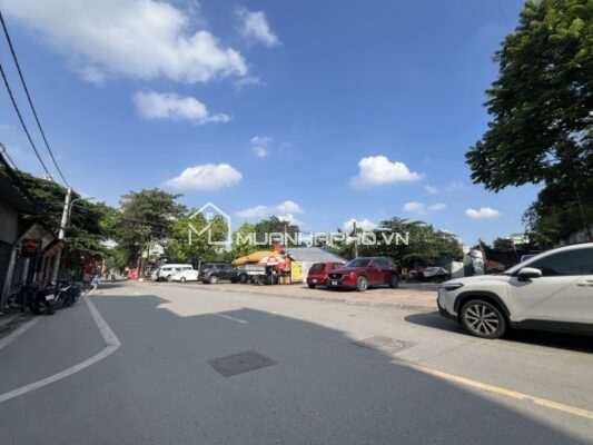 NHÀ ĐẸP PHÚ DIỄN – Ô TÔ ĐỖ CỬA – OTO TRÁNH CÁCH 60M – GẦN CHỢ, TRƯỜNG HỌC