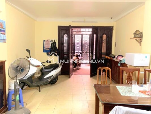 TRUNG TÂM CẦU GIẤY – Ô TÔ TRÁNH – GẦN PHỐ – KINH DOANH