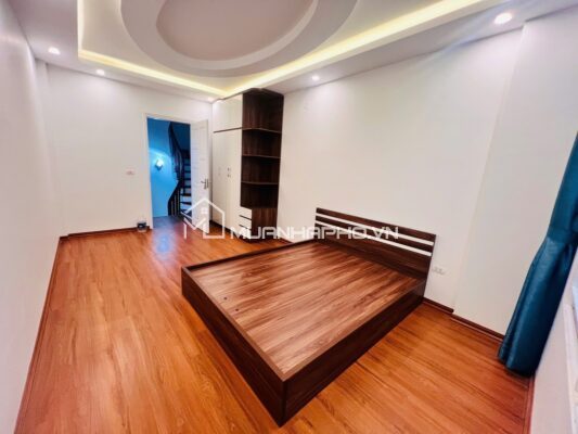 NGÕ TO SÂN RỘNG – THÔNG SANG XUÂN THUỶ – XUNG QUANH TOÀN TRƯỜNG ĐH LỚN