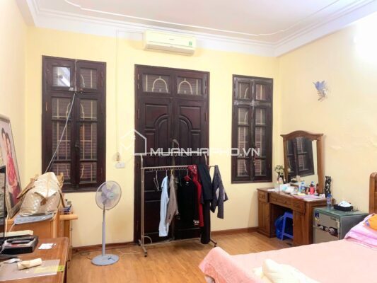 TRUNG TÂM CẦU GIẤY – Ô TÔ TRÁNH – GẦN PHỐ – KINH DOANH