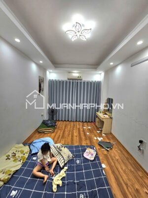 NHÀ 5 TẦNG ĐẦY ĐỦ NỘI THẤT – CÁCH PHỐ 100M – AN NINH, YÊ TĨNH