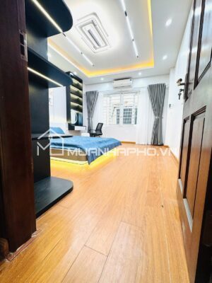 BA GÁC ĐỖ CỬA – THOÁNG 2 MẶT – 5 TẦNG KHUNG CỘT BÊ TÔNG – TẶNG FULL NỘI THẤT