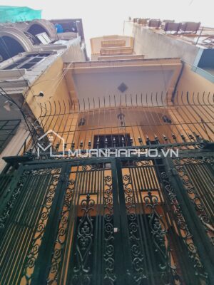 TRUNG TÂM CẦU GIẤY – Ô TÔ TRÁNH – GẦN PHỐ – KINH DOANH