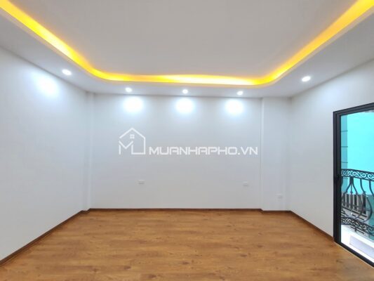 5 TẦNG THANG MÁY – NHÀ XÂY MỚI – Ở NGAY – SỔ ĐỎ VUÔNG ĐẸP