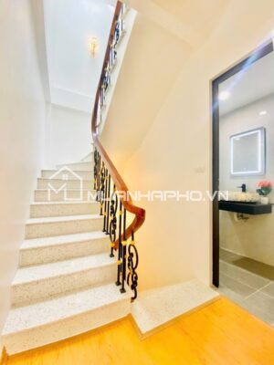 NHÀ ĐẸP Ở NGAY – FULL NỘI THẤT – TRUNG TÂM ĐỐNG ĐA – NGÕ THÔNG – SỔ VUÔNG CHÍNH CHỦ