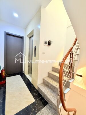 6 TẦNG THANG MÁY – CẠNH HỒ PHƯƠNG MAI – NGÕ THÔNG – NỘI THẤT ĐẸP