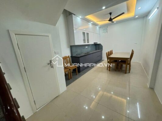 NHÀ 5 TẦNG PHẠM VĂN ĐỒNG – 20M Ô TÔ TRÁNH ĐỖ – NGÕ NÔNG GẦN PHỐ