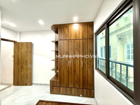 NHÀ MỚI ĐẸP – 8 PHÒNG KHÉP KÍN – HAI THOÁNG TRƯỚC SAU