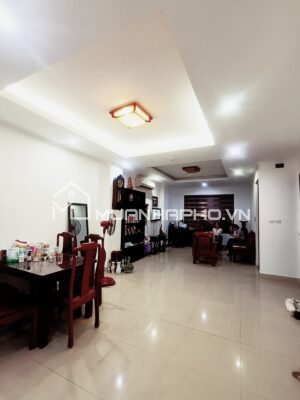 NHÀ DÒNG TIỀN PHỐ NGUYỄN KHUYẾN – 9 TẦNG THANG MÁY – MẶT NGÕ THÔNG