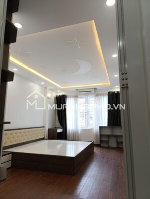 NHÀ ĐẸP Ở NGAY – HAI THOÁNG TRƯỚC SAU – GẦN NGOẠI GIAO ĐOÀN