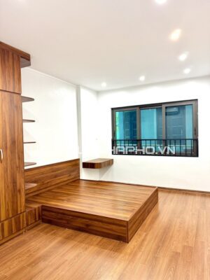 NHÀ MỚI ĐẸP – 8 PHÒNG KHÉP KÍN – HAI THOÁNG TRƯỚC SAU