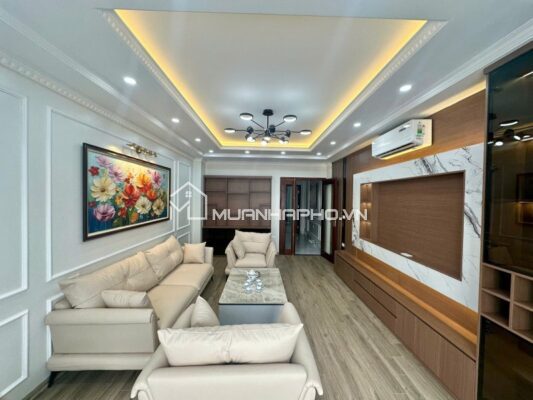 NHÀ 7 TẦNG THANG MÁY – VIEW SÂN CHƠI – GẦN CIPUTRA – MẶT NGÕ THÔNG