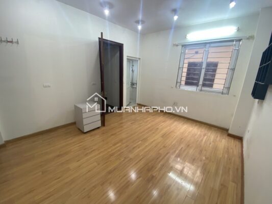 5 TẦNG KHUNG CỘT CHẮC CHẮN – 2 MẶT THOÁNG