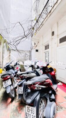 BÁN ĐẤT TẶNG NHÀ – NGÕ THÔNG – PHÙ HỢP ĐẦU TƯ XÂY CCMN