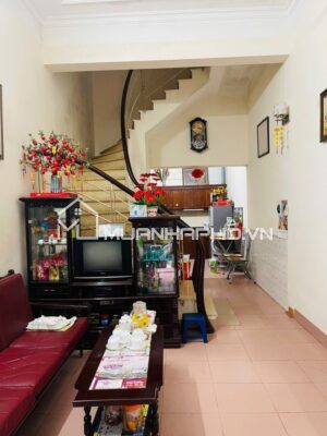 NHÀ DÂN XÂY CHẮC CHẮN – 4 TẦNG – GẦN NGAY PHỐ