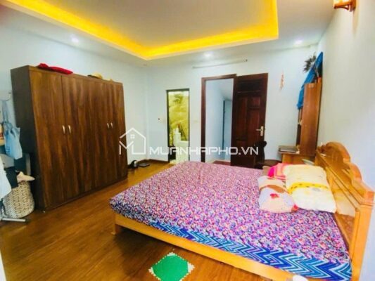 NHÀ 5 TẦNG – THIẾT KẾ HỢP LÝ – CÁCH PHỐ 100M