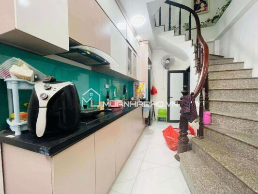 NHÀ 6 TẦNG – ĐẦY ĐỦ NỘI THẤT – CÁCH PHỐ 150M
