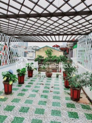 NHÀ ĐẸP Ở NGAY – 5 TẦNG ĐỦ CÔNG NĂNG – CÁCH PHỐ 200M