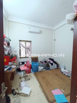 NHÀ DÂN XÂY CHẮC CHẮN – GẦN PHỐ – AN NINH TỐT – CÁCH Ô TÔ 30M