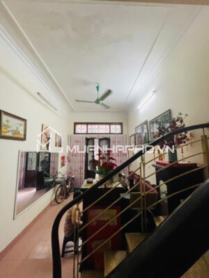 NHÀ DÂN XÂY CHẮC CHẮN – 4 TẦNG – GẦN NGAY PHỐ
