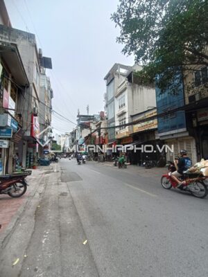 MẶT PHỐ TRUNG TÂM – NHÀ 3 TẦNG – KINH DOANH SẦM UẤT