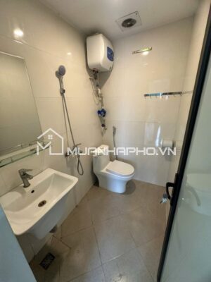 TÒA CCMN CHÍNH KINH – 8 TẦNG – THANG MÁY – ĐẦY ĐỦ NỘI THẤT