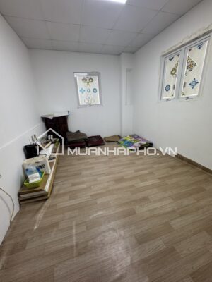 NẰM TRÊN PHỐ TÔ VĨNH DIỆN – HOÀNG VĂN THÁI – DÂN TRÍ CAO – AN NINH TỐT