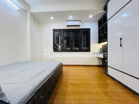 NHÀ ĐẸP PHỐ NHÂN HOÀ – GẦN PHỐ – FULL NỘI THẤT ĐẦY ĐỦ CÔNG NĂNG