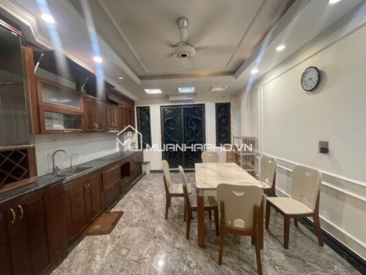 NHÀ 7 TẦNG PHỐ VÕ CHÍ CÔNG – GẦN Ô TÔ – CÁCH PHỐ 30M
