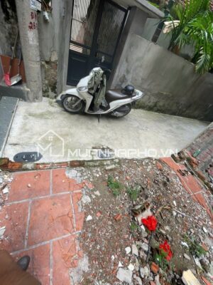 NHÀ MỚI ĐẸP 5 TẦNG THANG MÁY – NGÕ THẲNG – 20M RA PHỐ – GẦN CHỢ – GIAO THÔNG THUẬN LỢI