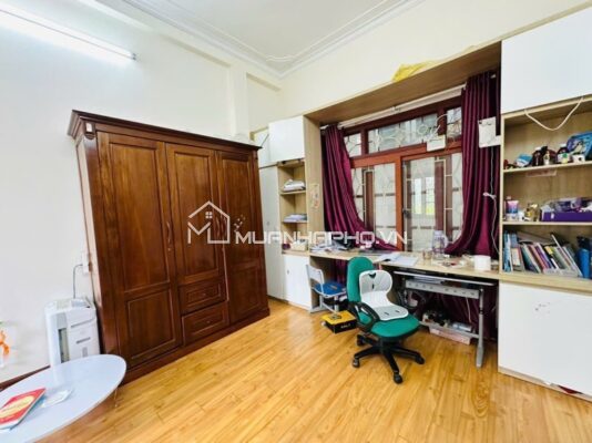 NHÀ ĐẸP 5 TẦNG – PHỐ VŨ HỮU – THOÁNG TRƯỚC SAU – Ô TÔ CÁCH 50M