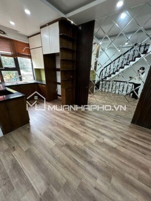 MẶT PHỐ Ô TÔ TRÁNH – TRUNG TÂM THANH XUÂN – KINH DOANH – VỈA HÈ
