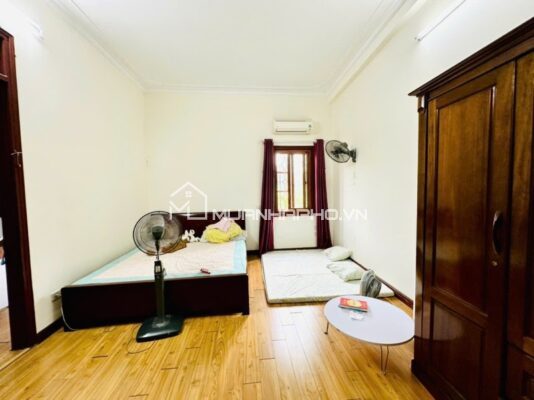 NHÀ ĐẸP 5 TẦNG – PHỐ VŨ HỮU – THOÁNG TRƯỚC SAU – Ô TÔ CÁCH 50M