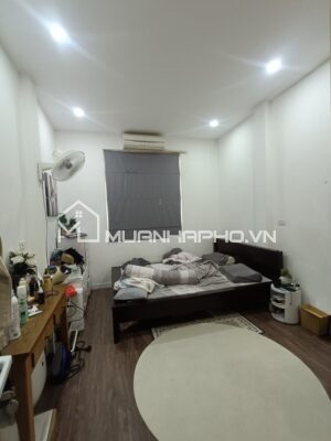 NHÀ 4 TẦNG PHỐ KIM MÃ – NGÕ THÔNG – KINH DOANH