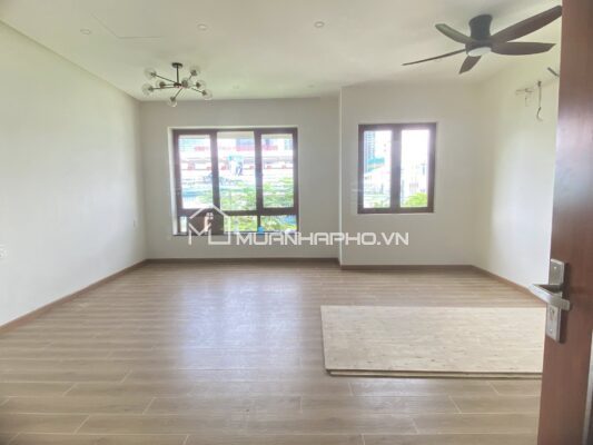 MẶT PHỐ NGUYỄN CÔNG HOAN – LÔ GÓC 3 MẶT THOÁNG – 5 TẦNG THANG MÁY