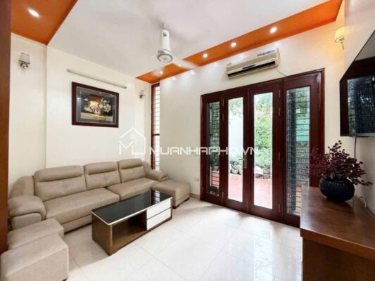 NHÀ DÂN XÂY – 4 TẦNG PHỐ AN DƯƠNG VƯƠNG – THIẾT KẾ HIỆN ĐẠI