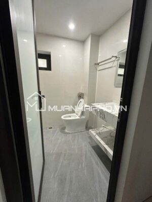 NHÀ 4 TẦNG TRUNG KÍNH – PHÂN LÔ Ô TÔ TRÁNH – 2 THOÁNG TRƯỚC SAU