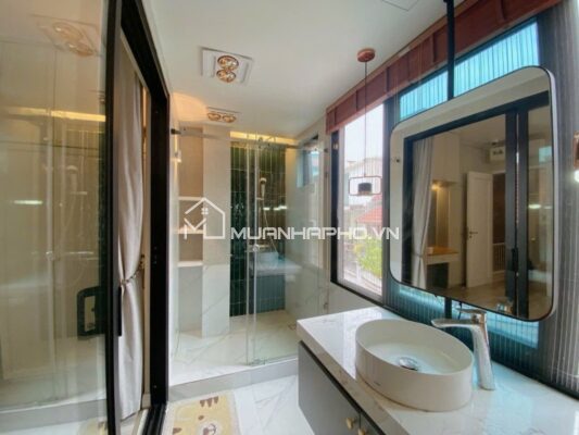 NHÀ PHỐ ĐÀO TẤN – 5 TẦNG THANG MÁY – HAI MẶT NGÕ – KINH DOANH