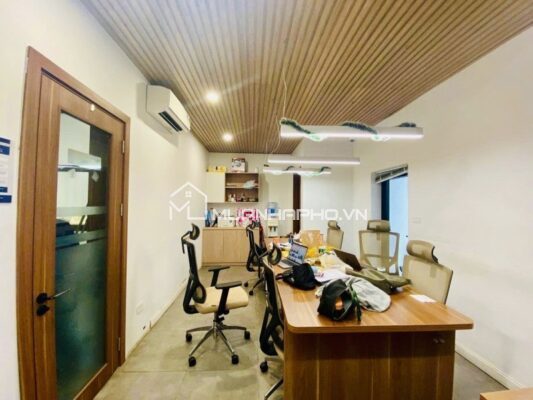 NHÀ 4 TẦNG ĐẶNG VĂN NGỮ – MẶT TIỀN RỘNG – Ô TÔ VÀO NHÀ
