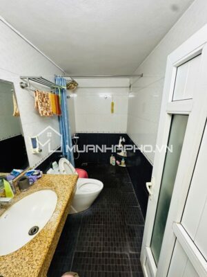PHÂN LÔ  Ô TÔ ĐỖ CỬA – NGÕ THÔNG KINH DOANH – 2 THOÁNG TRƯỚC SAU