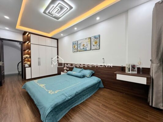 VỊ TRÍ TRUNG TÂM – 60M RA Ô TÔ – TRƯỚC NHÀ THOÁNG – KHU DÂN TRÍ CAO, AN NINH TỐT