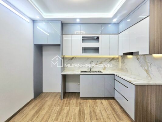 NHÀ PHỐ TRẦN HỮU TƯỚC – 6 TẦNG THANG MÁY – GẦN HỒ – GẦN Ô TÔ