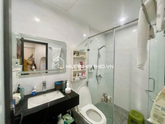 NHÀ PHỐ LÊ TRỌNG TẤN – 6 TẦNG THANG MÁY – LÔ GÓC – CÁCH Ô TÔ 100M