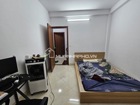 LÔ GÓC – TRƯỚC NHÀ Ô TÔ TRÁNH DỪNG ĐỖ – NGÕ THÔNG