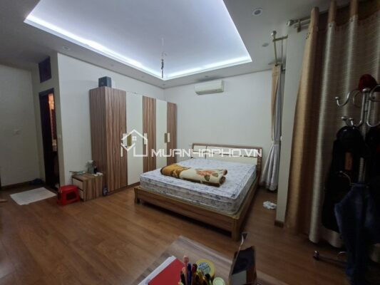 NHÀ PHÂN LÔ PHÚ DIỄN – 7 TẦNG THANG MÁY – VỈA HÈ RỘNG – KINH DOANH