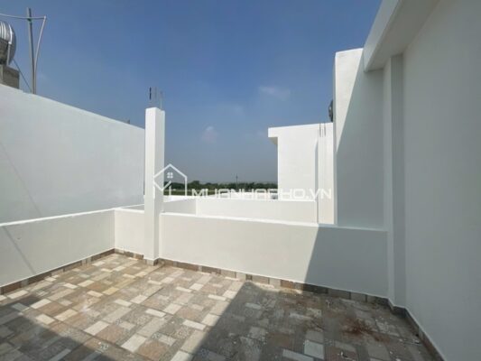 NHÀ MỚI LIÊN MẠC – 5 TẦNG THANG MÁY – CÁCH ĐƯỜNG Ô TÔ 20M