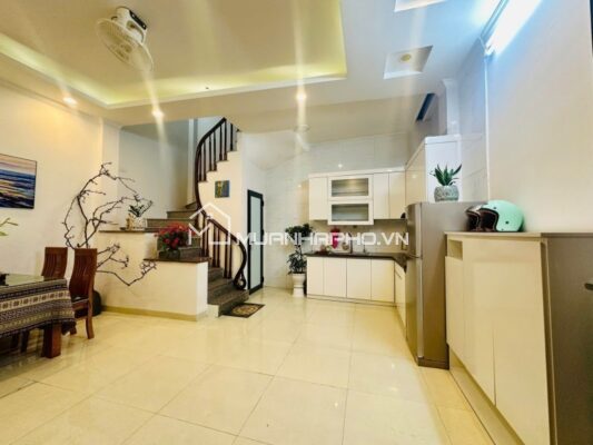 NHÀ 5 TẦNG XUÂN ĐỈNH – THIẾT KẾ HIỆN ĐẠI – GẦN ĐƯỜNG Ô TÔ