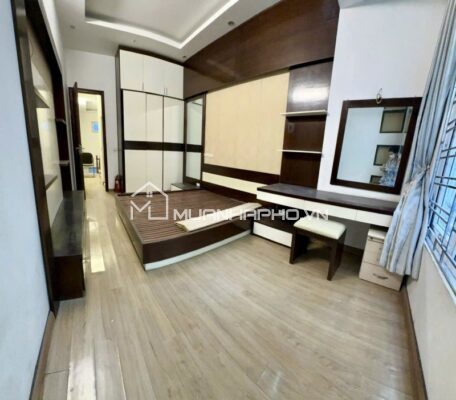 NHÀ 5 TẦNG ĐÀO TẤN – Ô TÔ – KINH DOANH – CÁCH PHỐ 50M