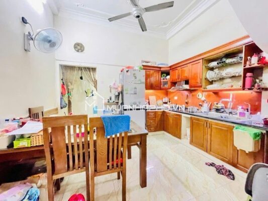 NHÀ 5 TẦNG NGUYỄN KHANG – KHUNG CỘT CHẮC CHẮN – CÁCH PHỐ 80M